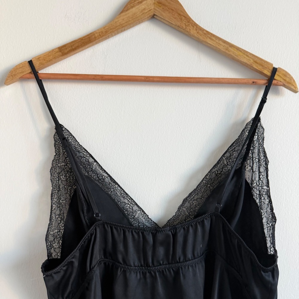 Victoria's Secret Black Lace and Satin Cami Size Large‎ - Picture 8 of 8